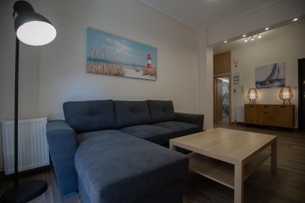 Max Blue Apartment, A Stay Like No Other Pireus Exteriör bild