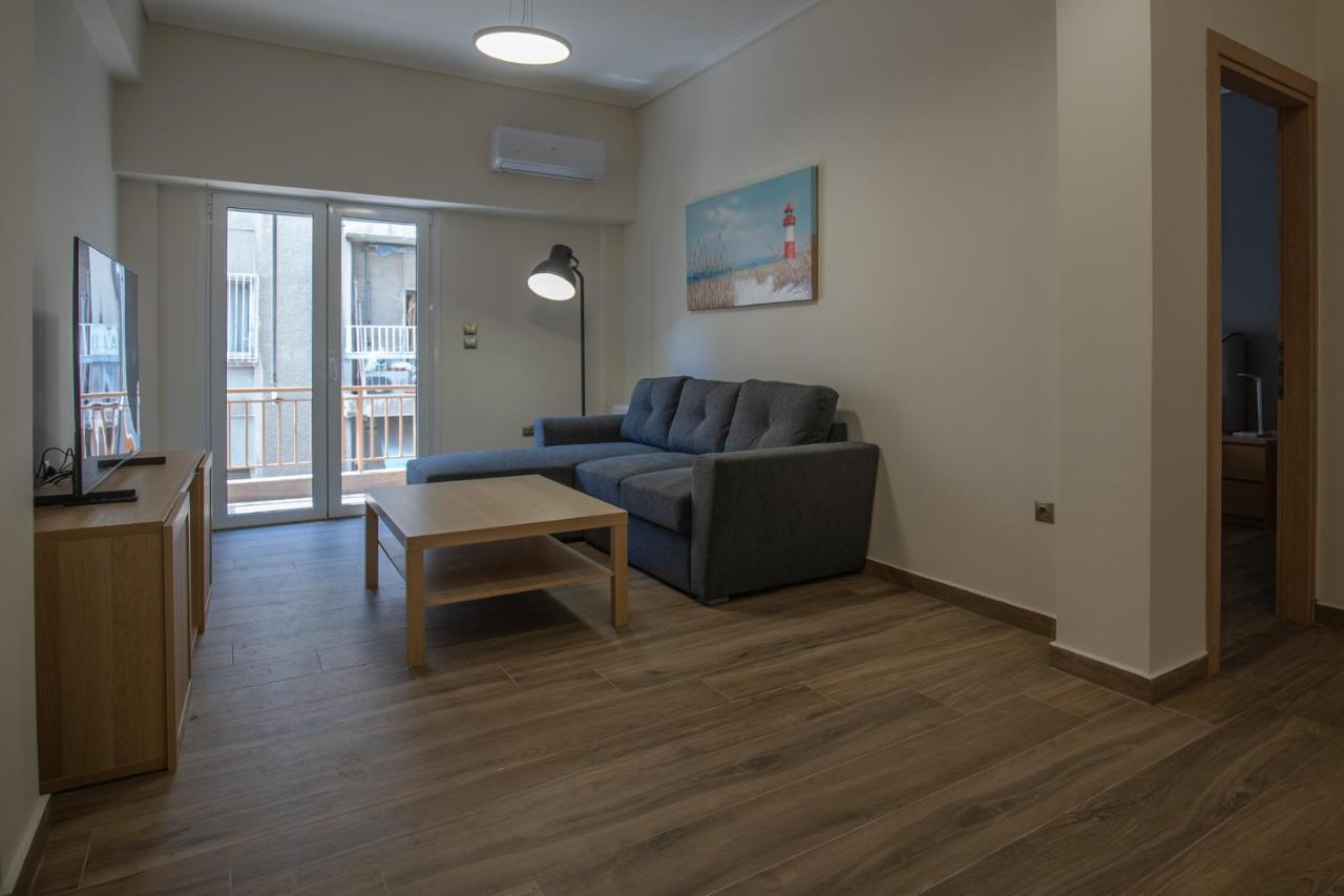 Max Blue Apartment, A Stay Like No Other Pireus Exteriör bild